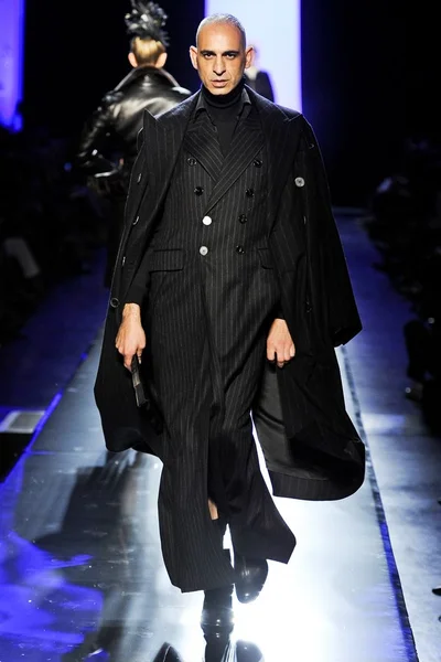 Look 5